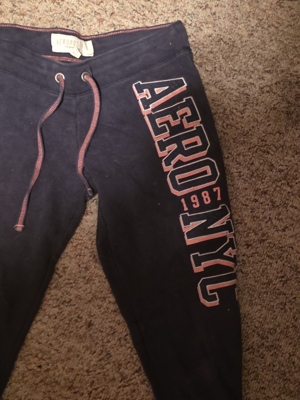 2 Aeropostale Girls Black Jogger Pants with Purple and Coral Logo - Picture 3 of 11